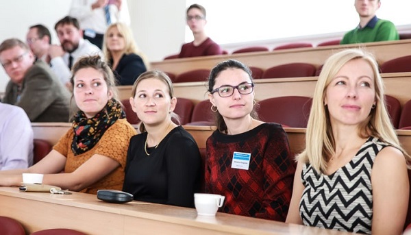 FPV hostila medzinárodnú geografickú konferenciu