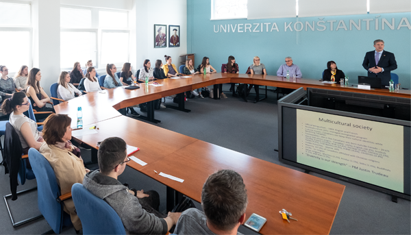 Návšteva Chargé d´affaires Kanady na UKF