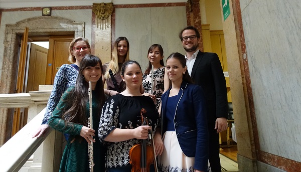 Študentky UKF úspešné na interpretačnej súťaži