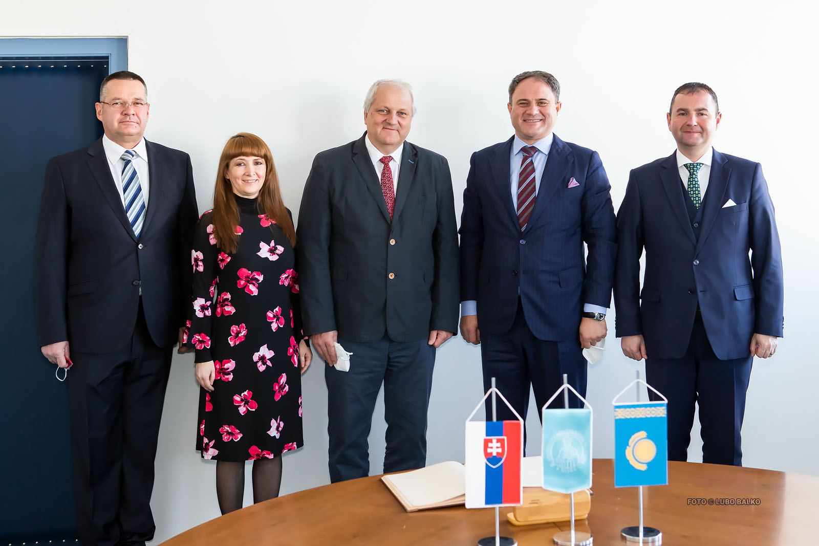 Návšteva veľvyslanca Kazachstanu na UKF 1 velvyslanec kazachstanu