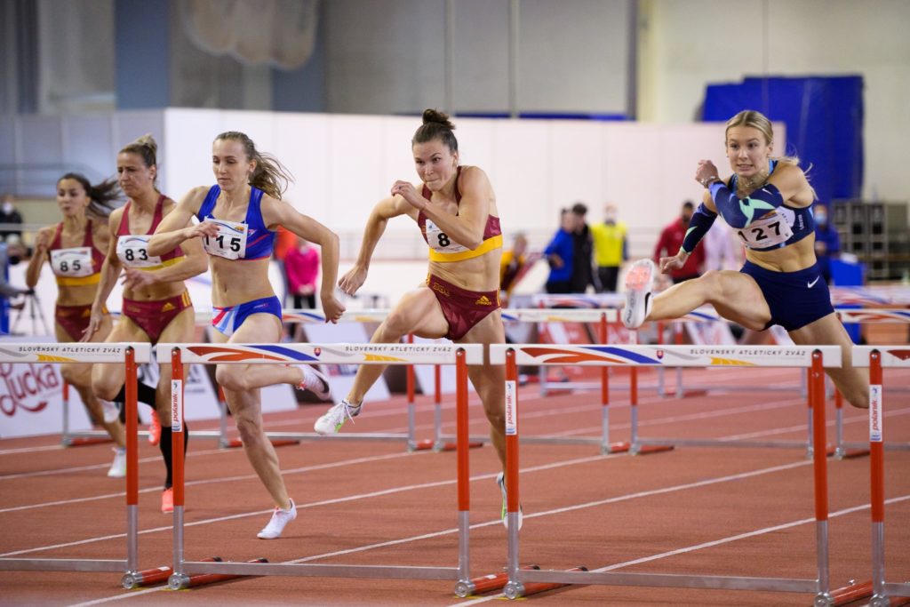 Študentka UKF splnila limit na majstrovstvá sveta 2 Forster Skvarkova Uhrin 1024x683