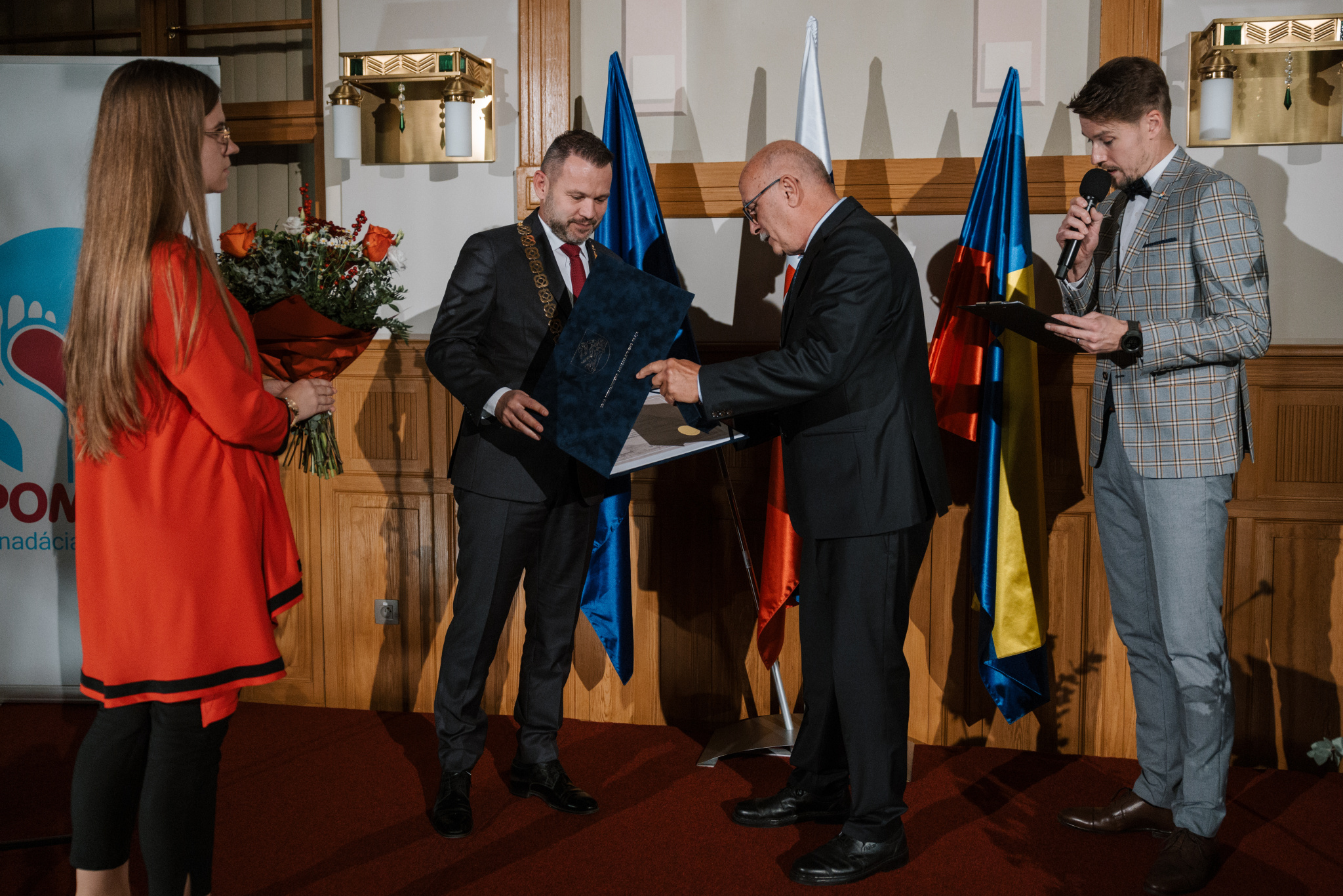 Cena NSK pre bývalého zamestnanca UKF 2 R Tirpak 02w