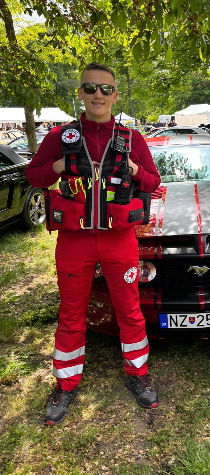 Hrdinský študent UKF zachraňoval život 1 J. Rostecky 681x1536